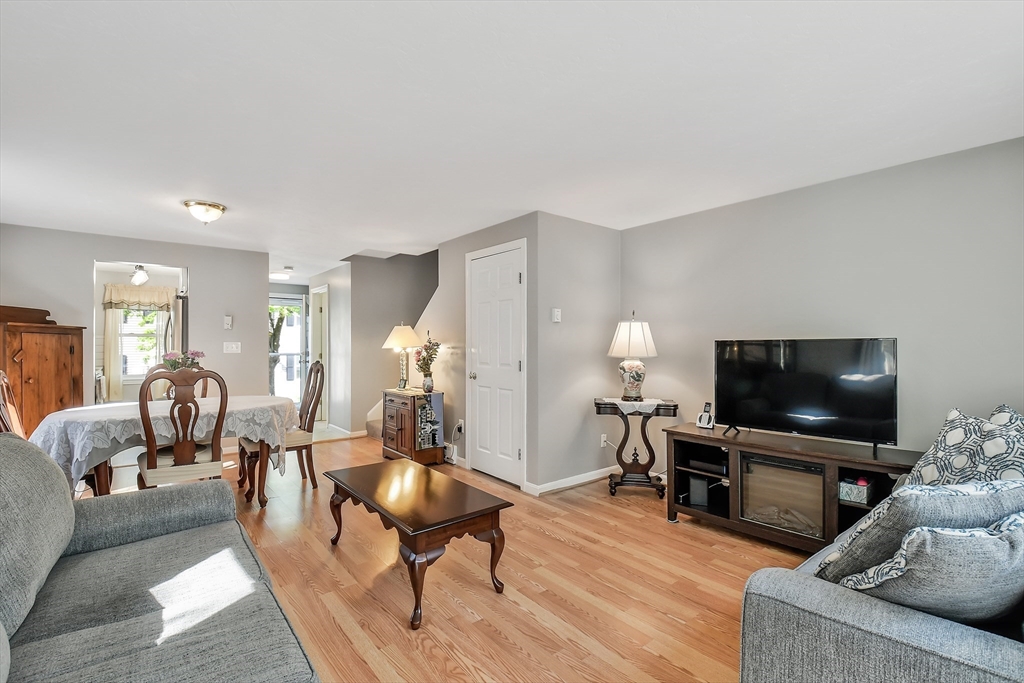 120 Olde Colonial Dr #6, Gardner, MA Photo #7