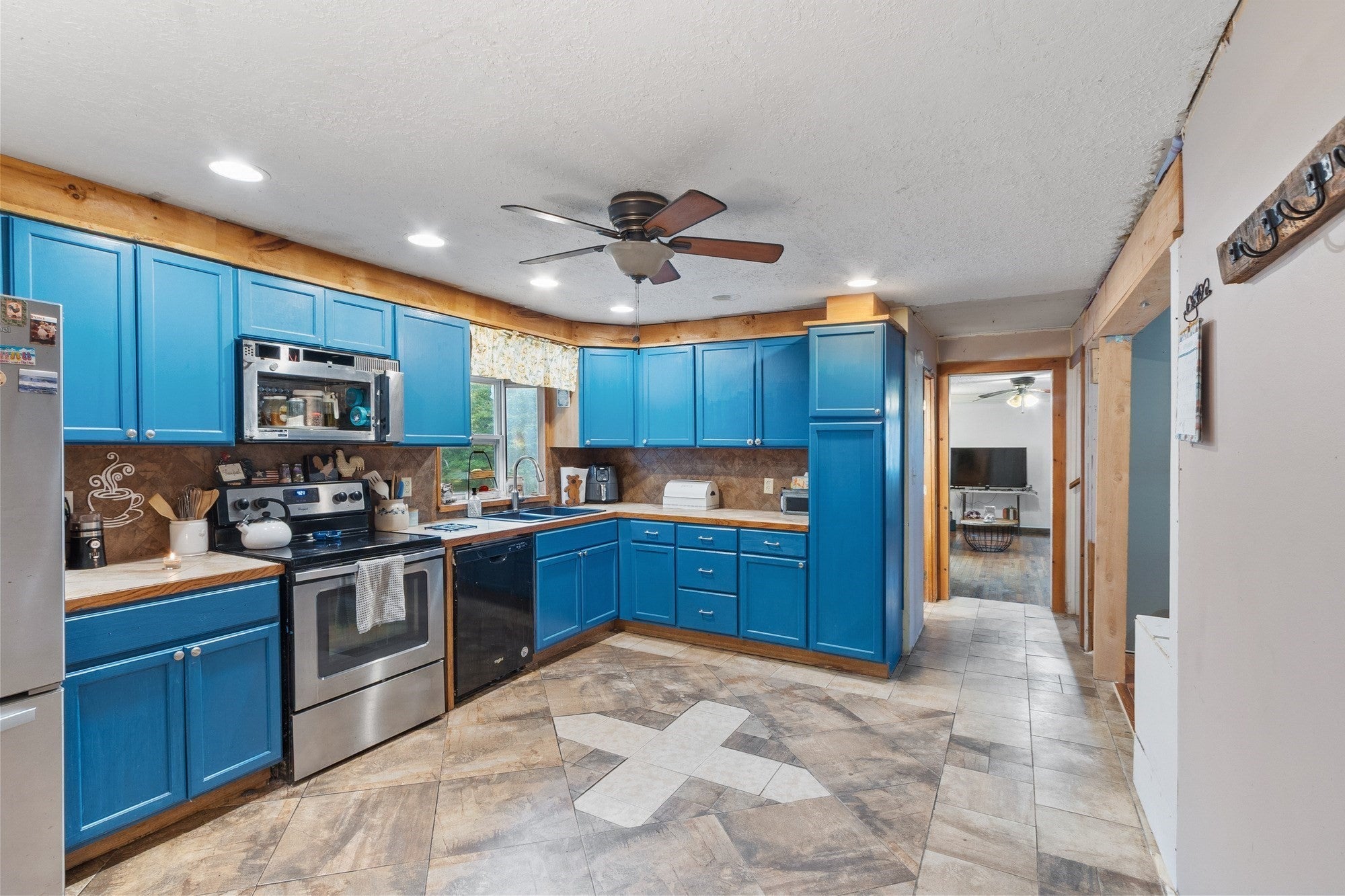 393 South Rd, Templeton, MA, 393 South Rd, Templeton, MA Photo #6