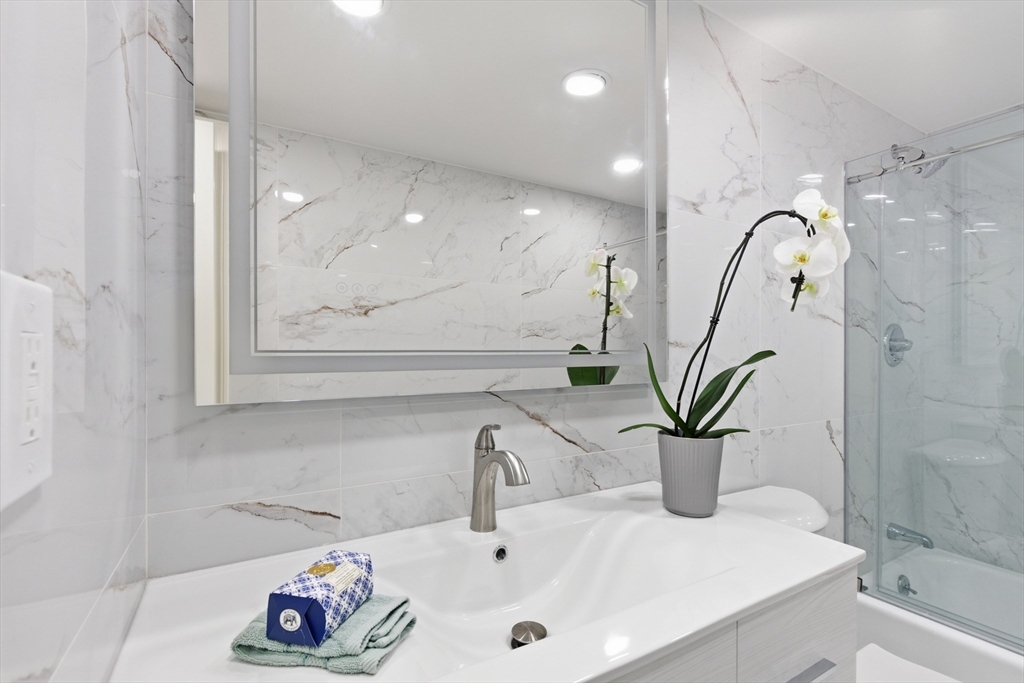 131 Coolidge Avenue 122