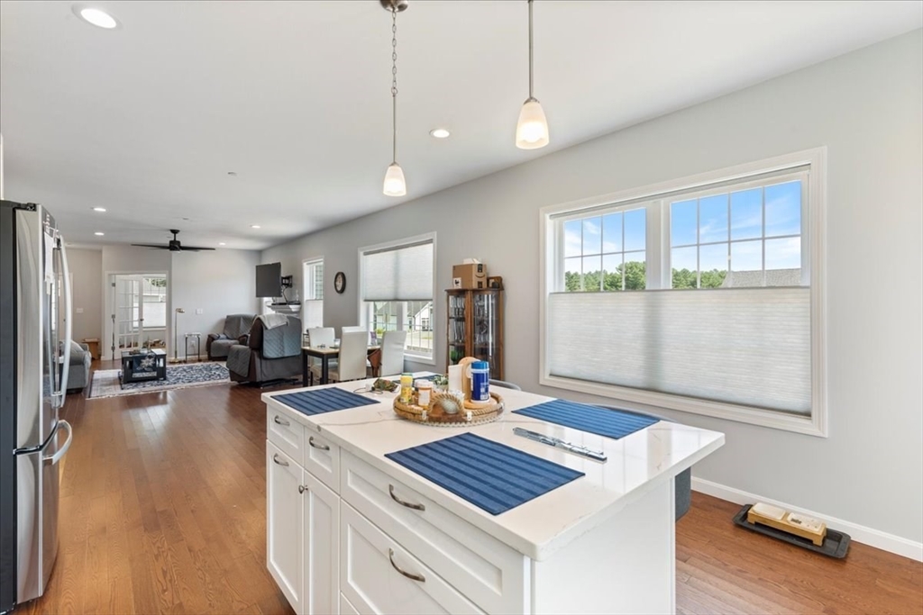 Pelham, New Hampshire 03076, United States, 2 Bedrooms Bedrooms, ,2 BathroomsBathrooms,Residential,Active,241006