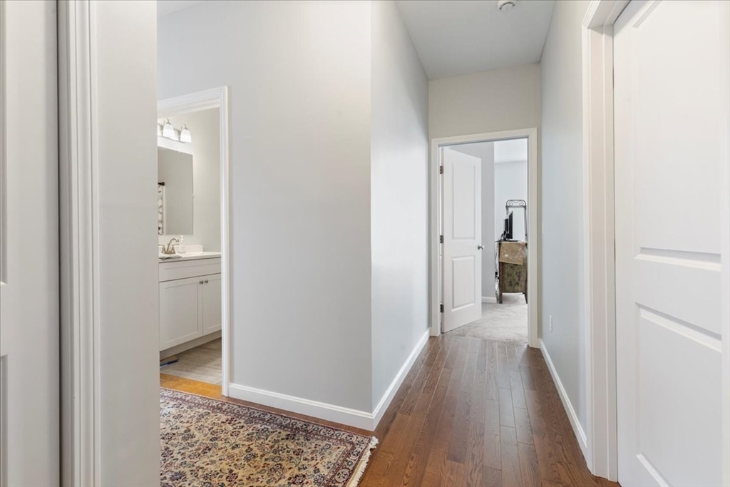 Pelham, New Hampshire 03076, United States, 2 Bedrooms Bedrooms, ,2 BathroomsBathrooms,Residential,Active,241006