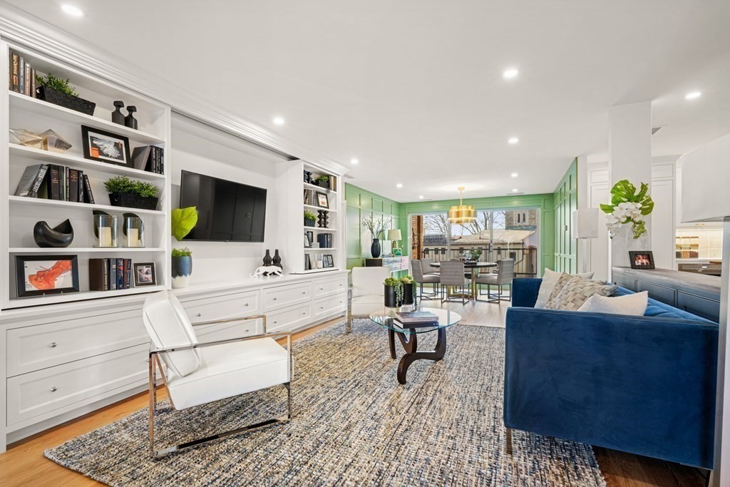 130 Mount Auburn Street 310