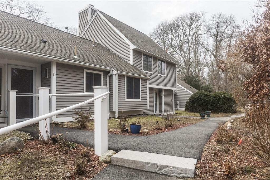 12 Woodrise Rd #12, Falmouth, MA Photo #3