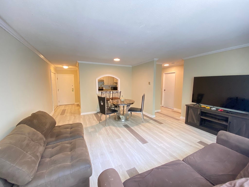 Photo of 11 Weld Street, Framingham, MA