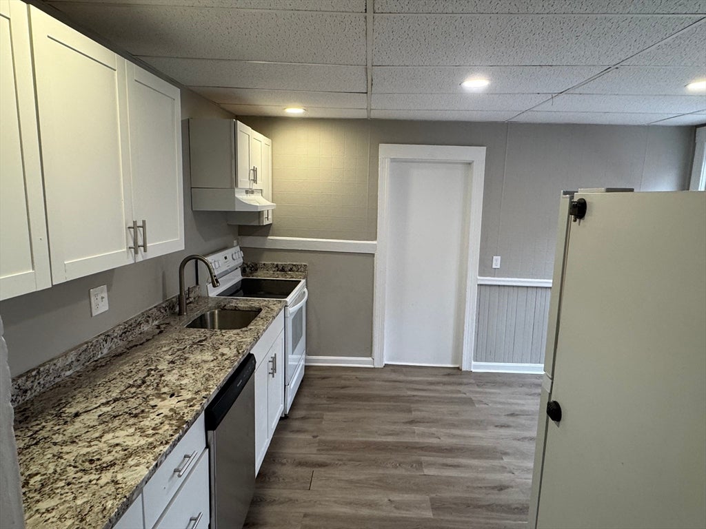 135 Lafayette Square #2R, Haverhill, MA Photo #4