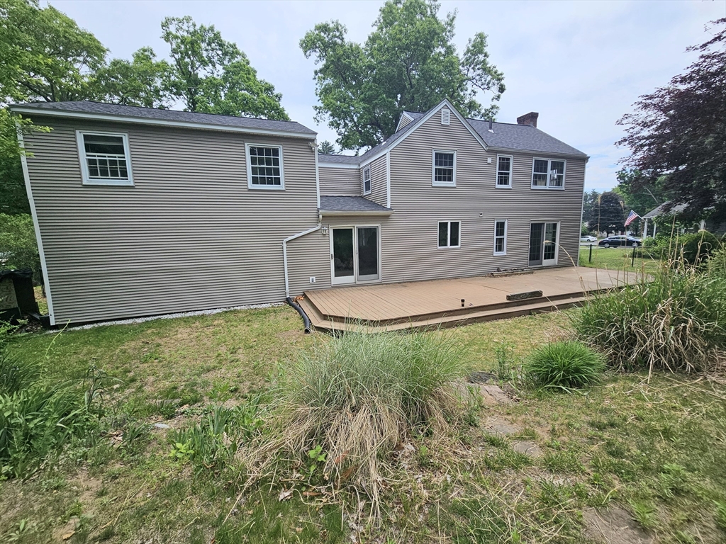 27 Lee Street