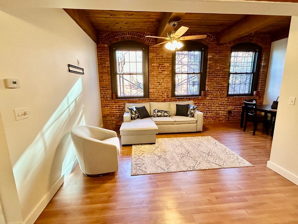 50 Rantoul St #308, Beverly, MA Photo #18