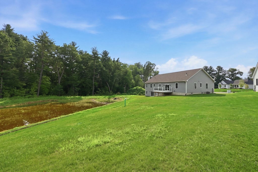 17 Silvergrass Ln, Southwick, MA Photo #8