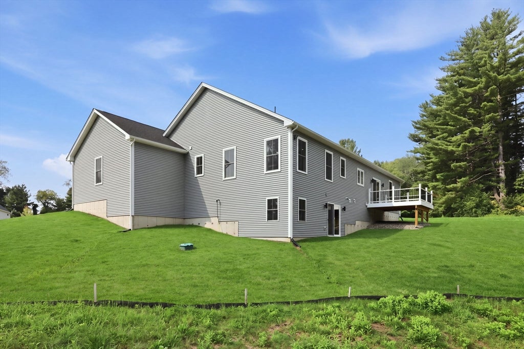 17 Silvergrass Ln, Southwick, MA Photo #7