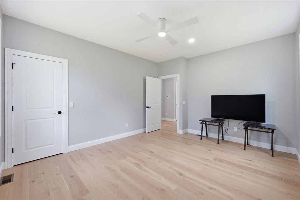 17 Silvergrass Ln, Southwick, MA Photo #37