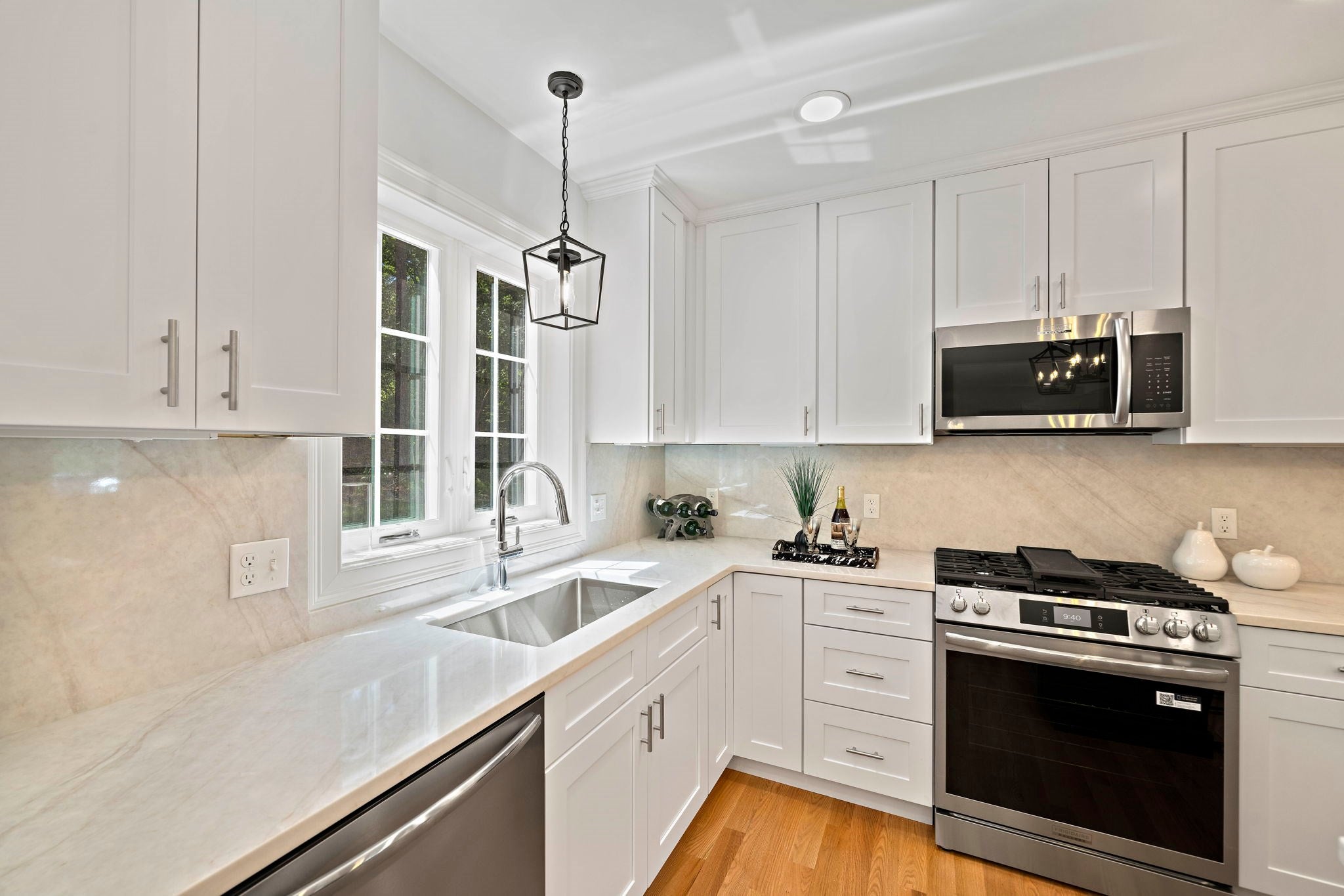 4 Clarendon Circle