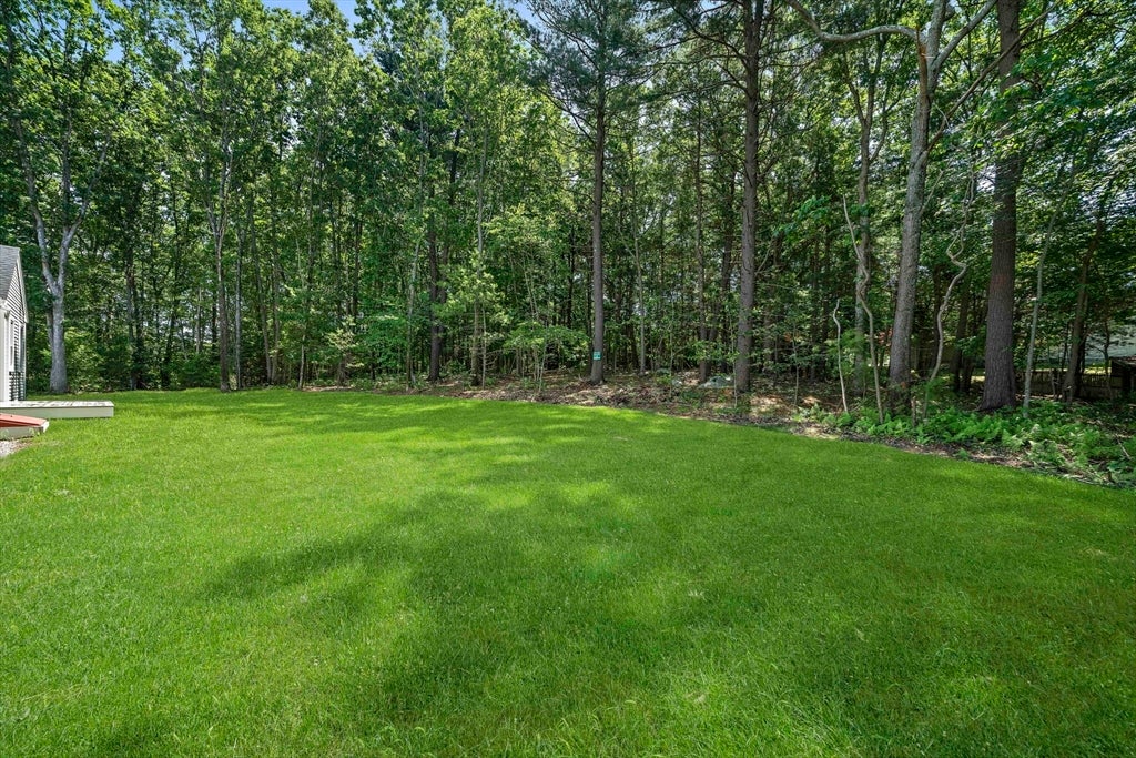 4 Clarendon Circle, Holbrook, MA Photo #30