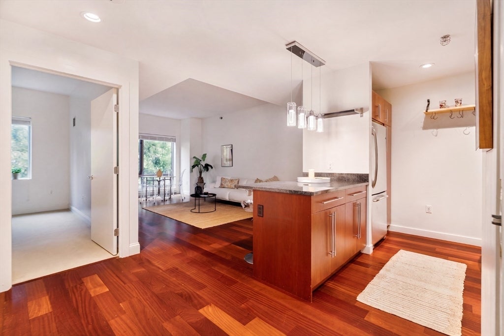 17 Otis Street 301