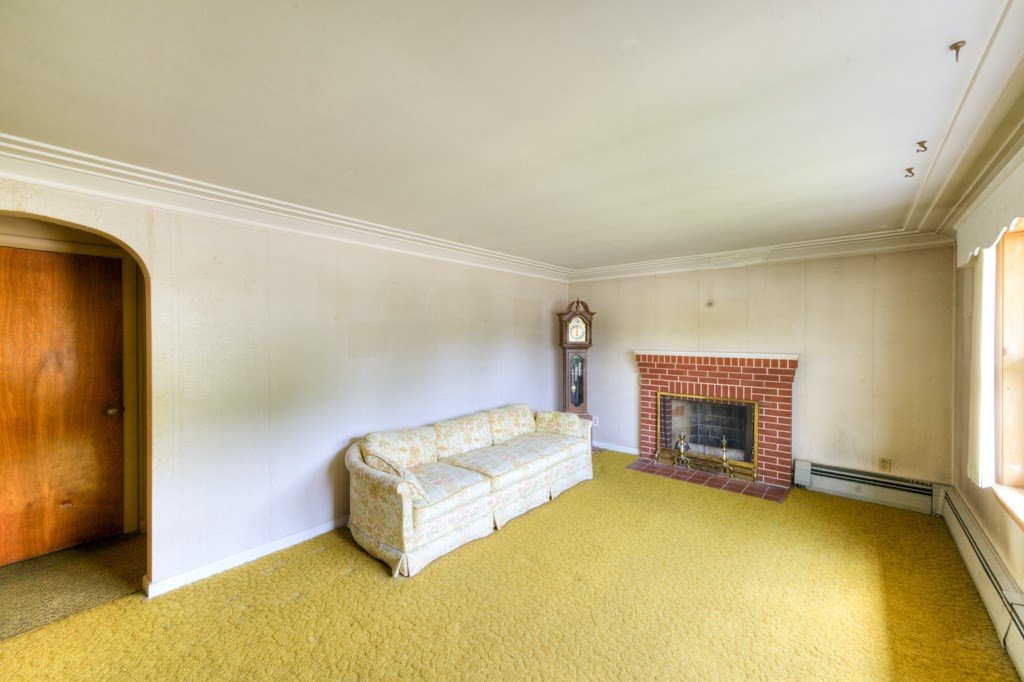 131 Hartford Tpke