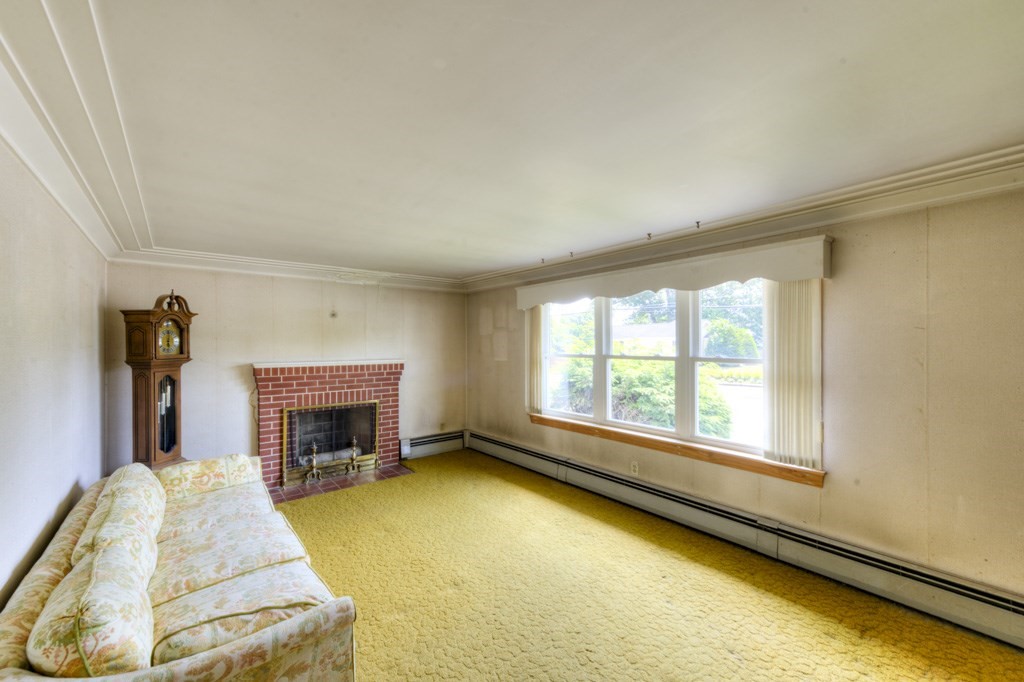 131 Hartford Tpke