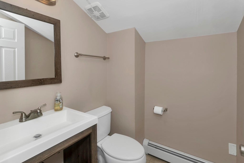 155 Old Farm Rd, Springfield, MA, 155 Old Farm Rd, Springfield, MA Photo #24