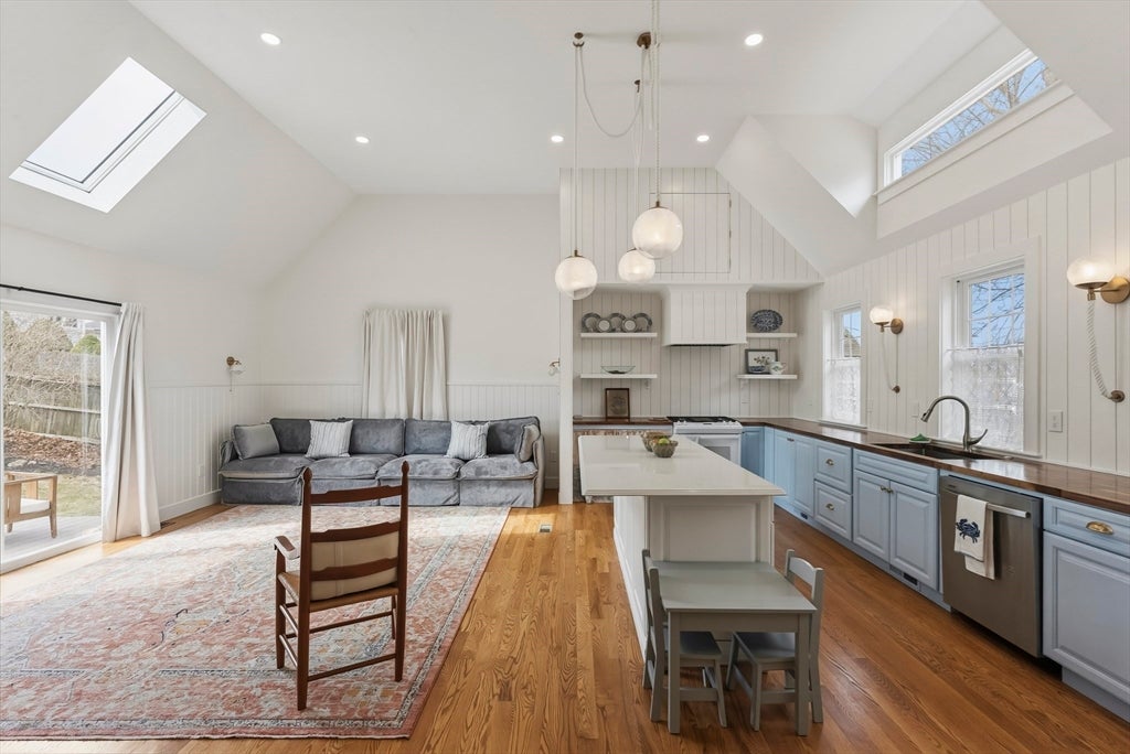 29 Field St, Marshfield, MA, 29 Field St, Marshfield, MA Photo #4
