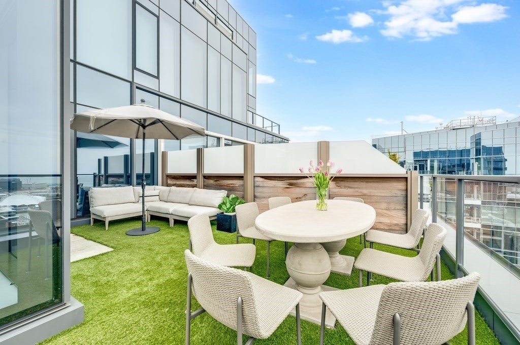 133 Seaport Blvd PH1C