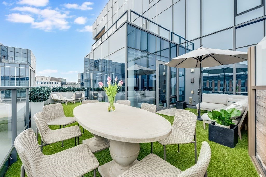133 Seaport Blvd PH1C
