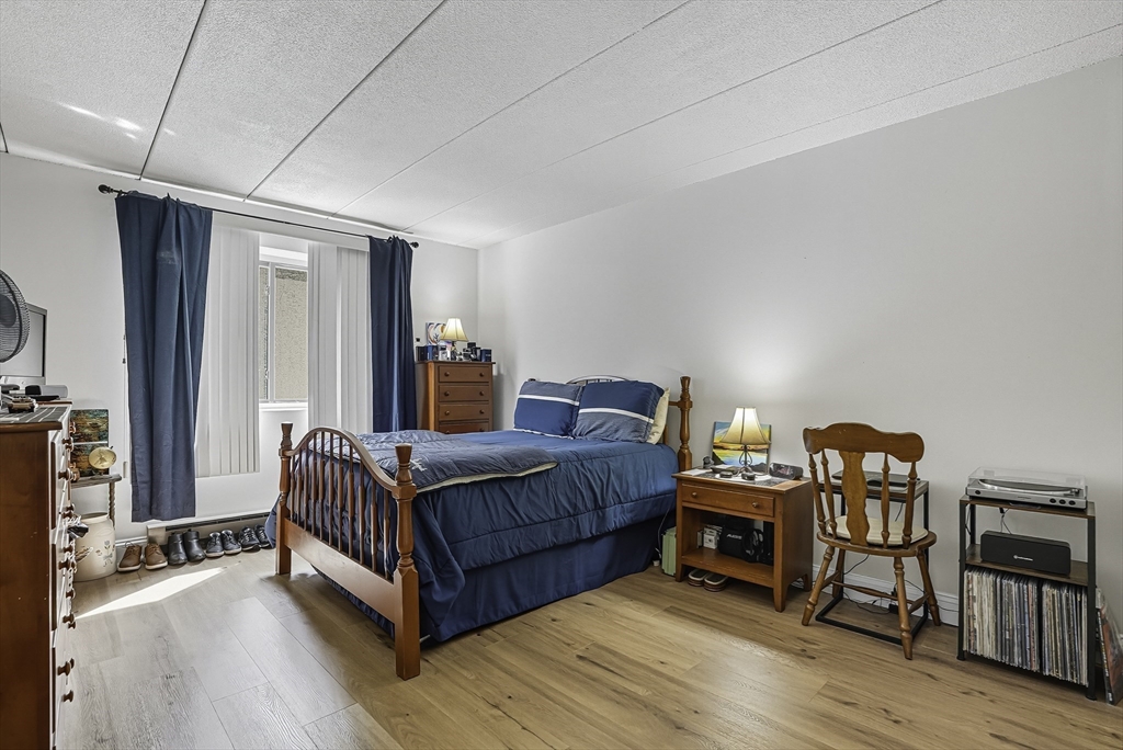 Shrewsbury, Massachusetts 01545, United States, 1 Bedroom Bedrooms, ,1 BathroomBathrooms,Residential,Active,217967