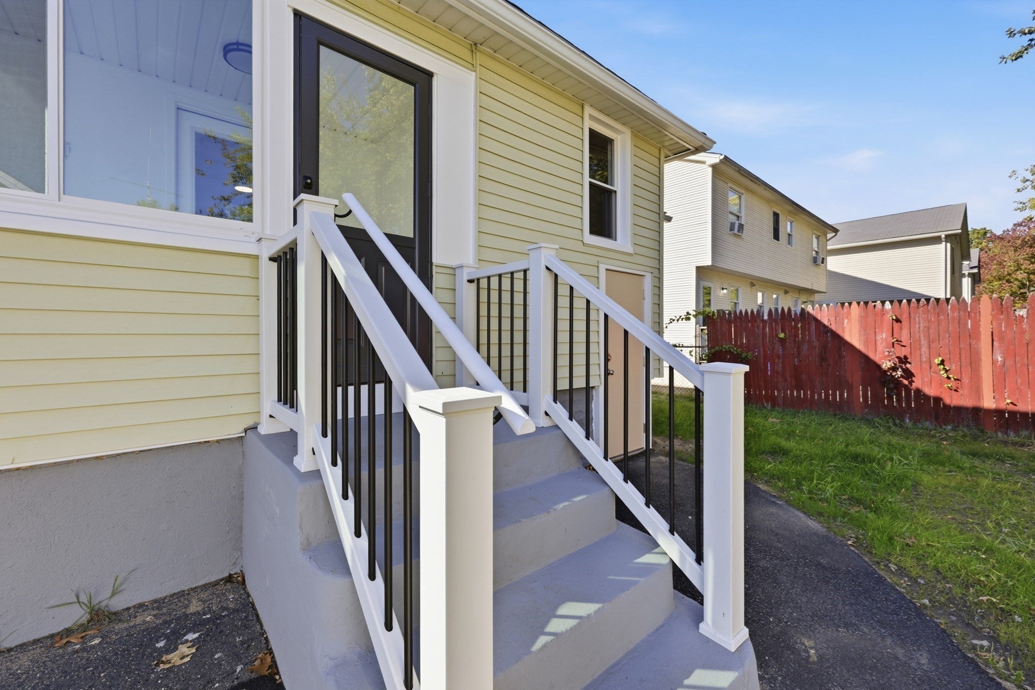 145 Moxon St, Springfield, MA Photo #29