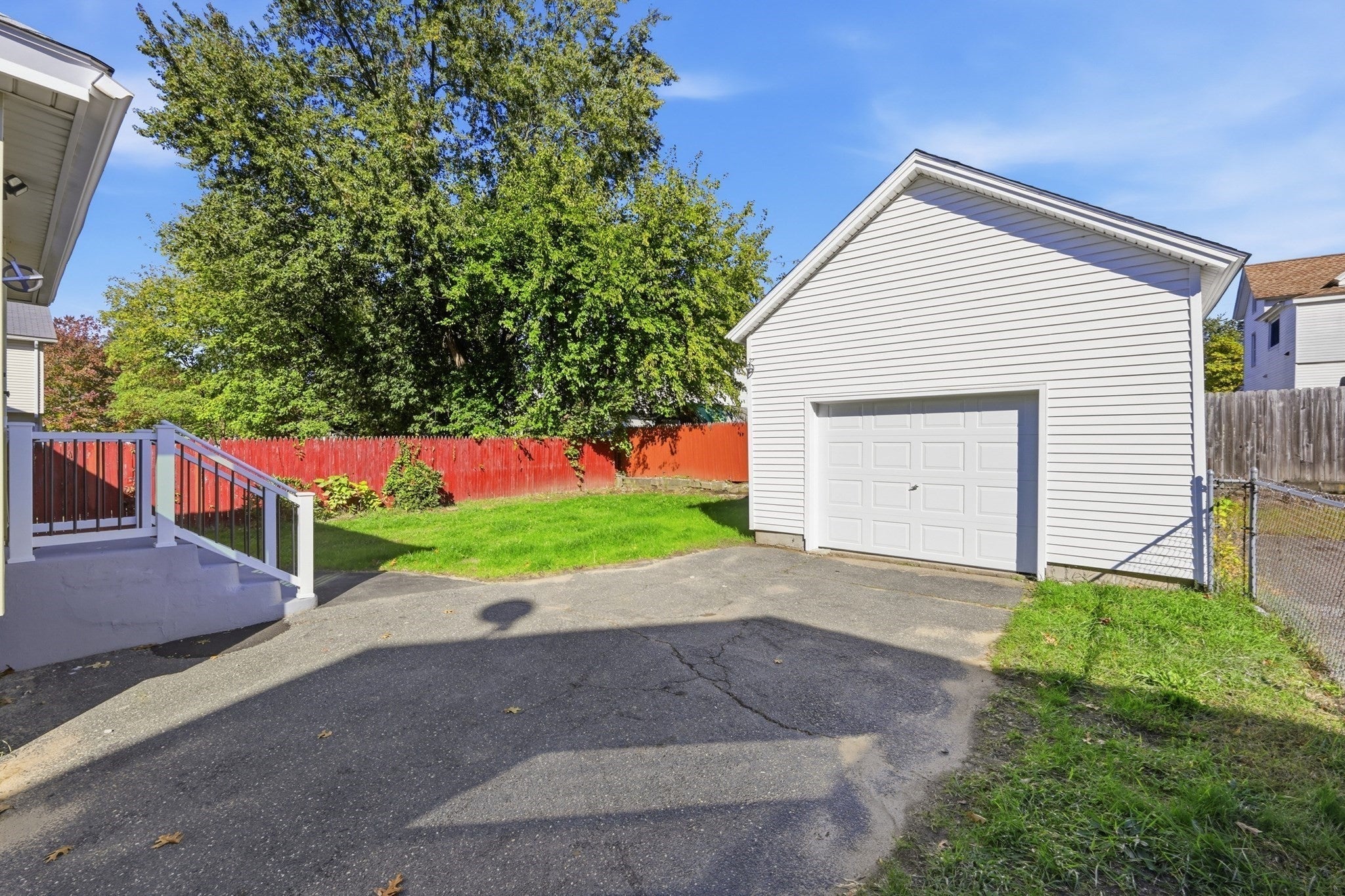 145 Moxon St, Springfield, MA Photo #28
