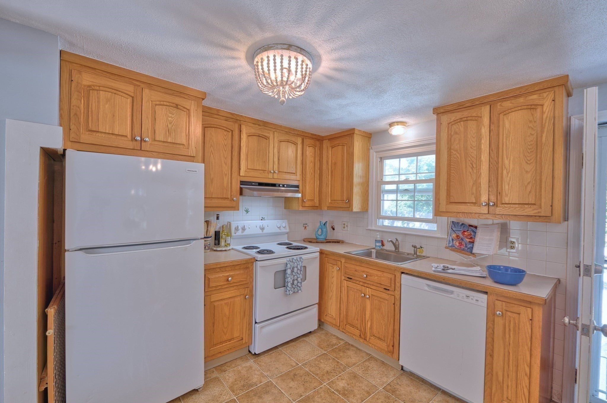 3 Elizabeth Rd, Bourne, MA, 3 Elizabeth Rd, Bourne, MA Photo #12