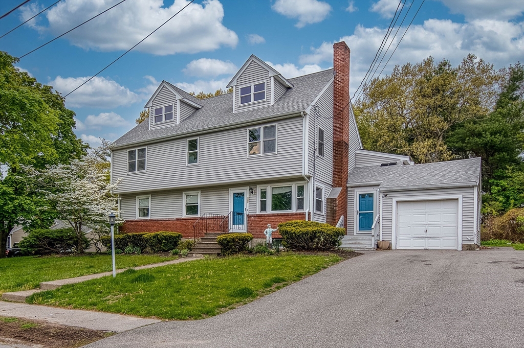 137 Eleanor Dr, Braintree, MA Photo #2