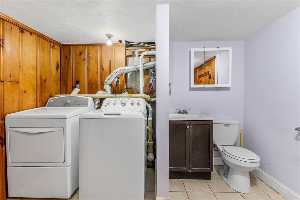 137 Eleanor Dr, Braintree, MA Photo #29