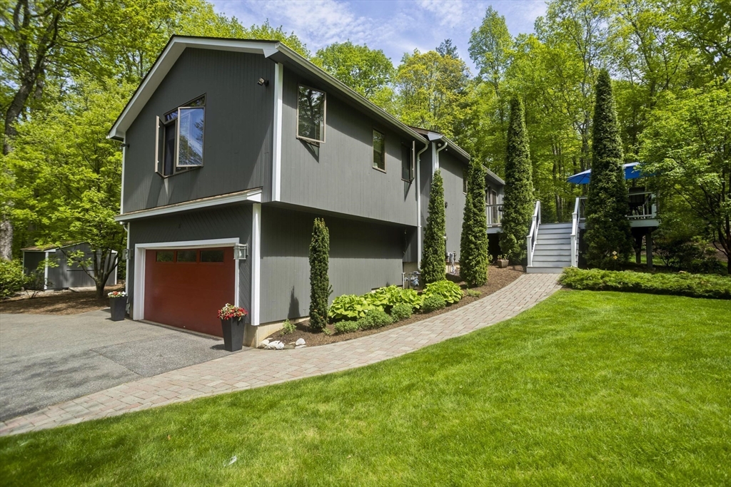 21 Birch Ln