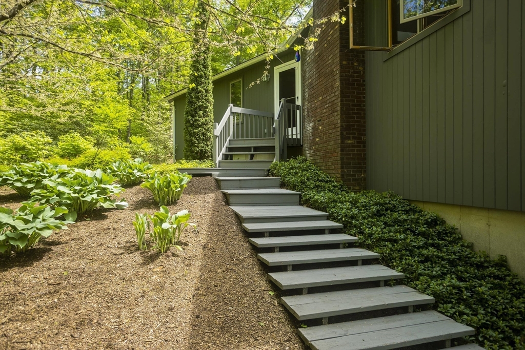 21 Birch Ln
