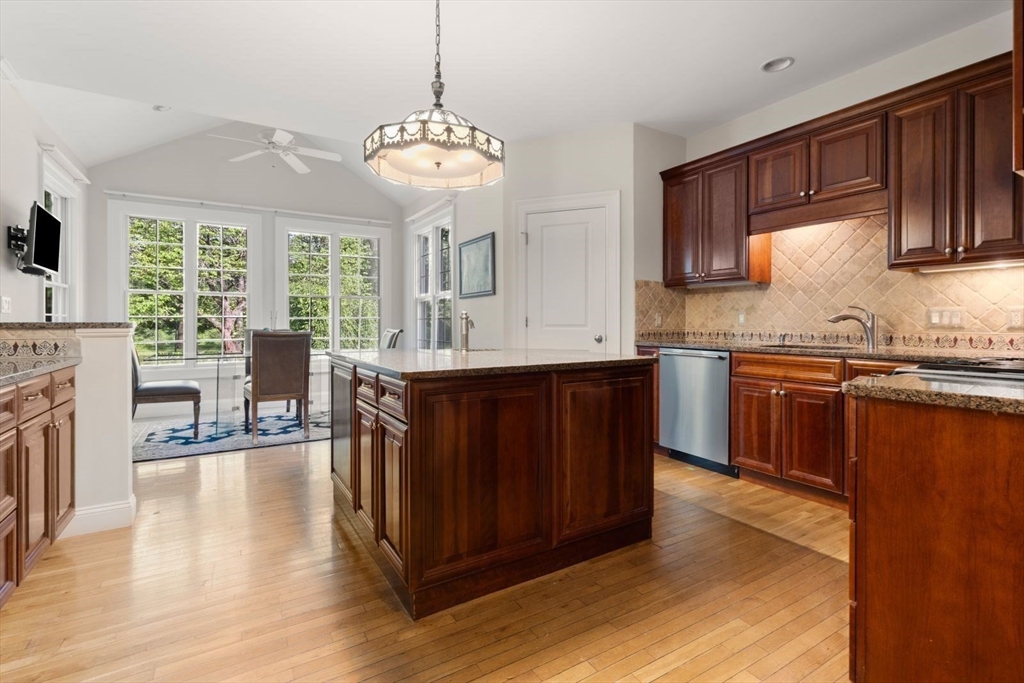 266 Landham