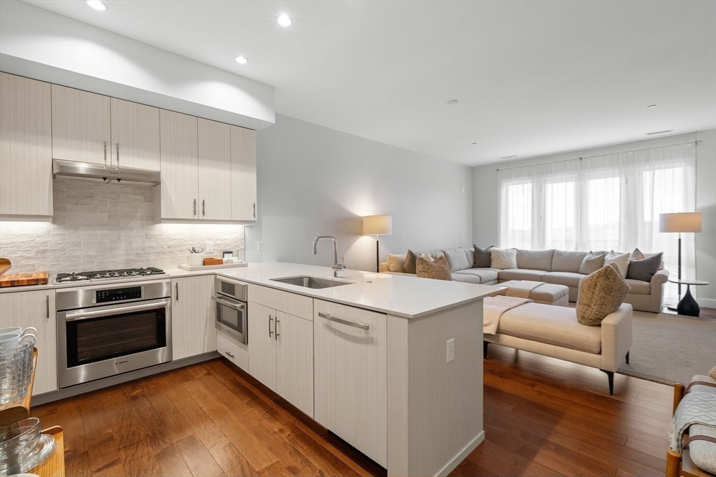 10 Shipyard Dr 401