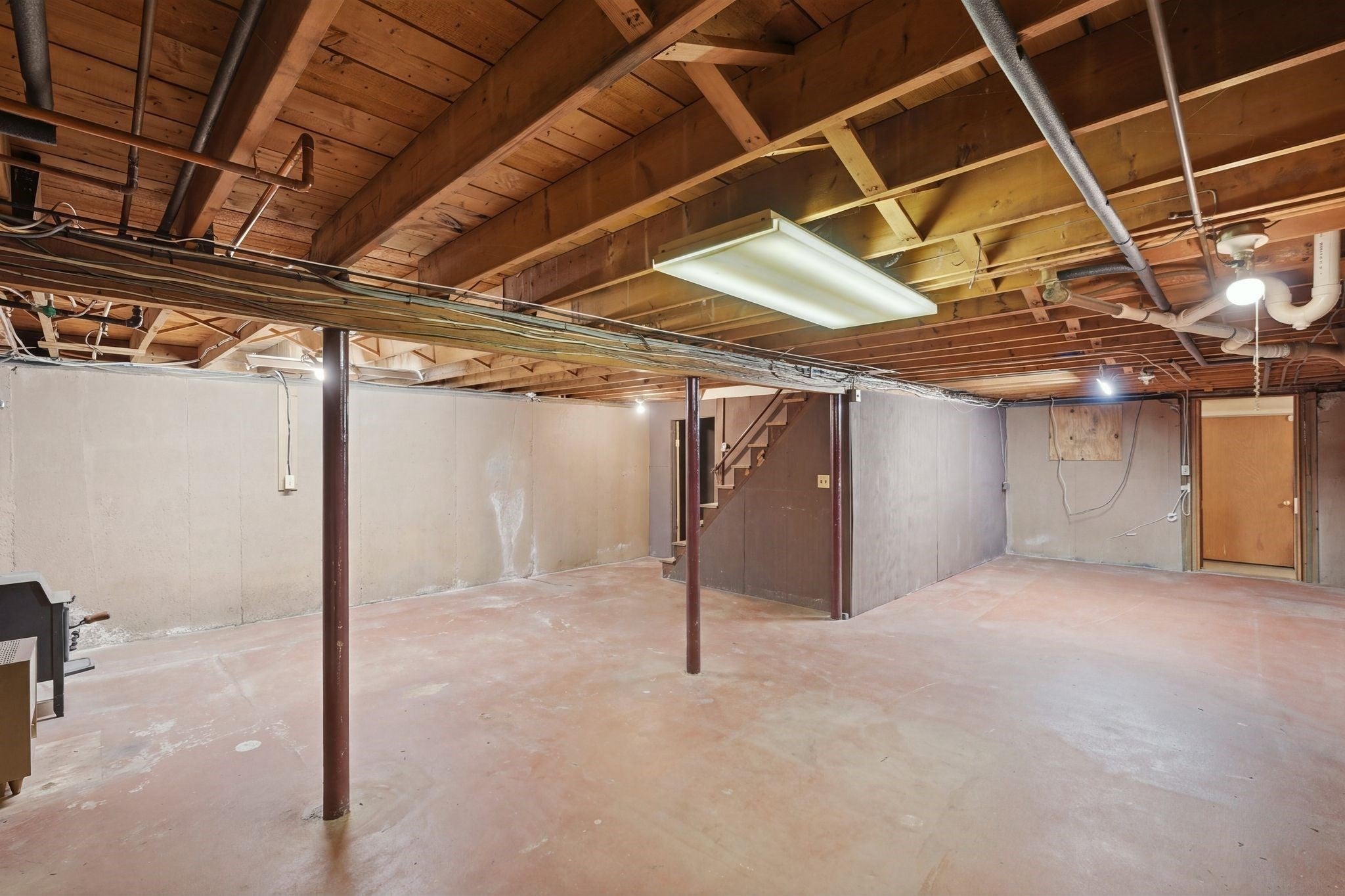 15 Regis Rd, Tewksbury, MA Photo #33