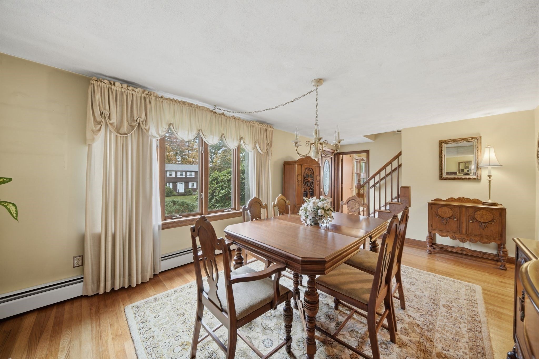 15 Regis Rd