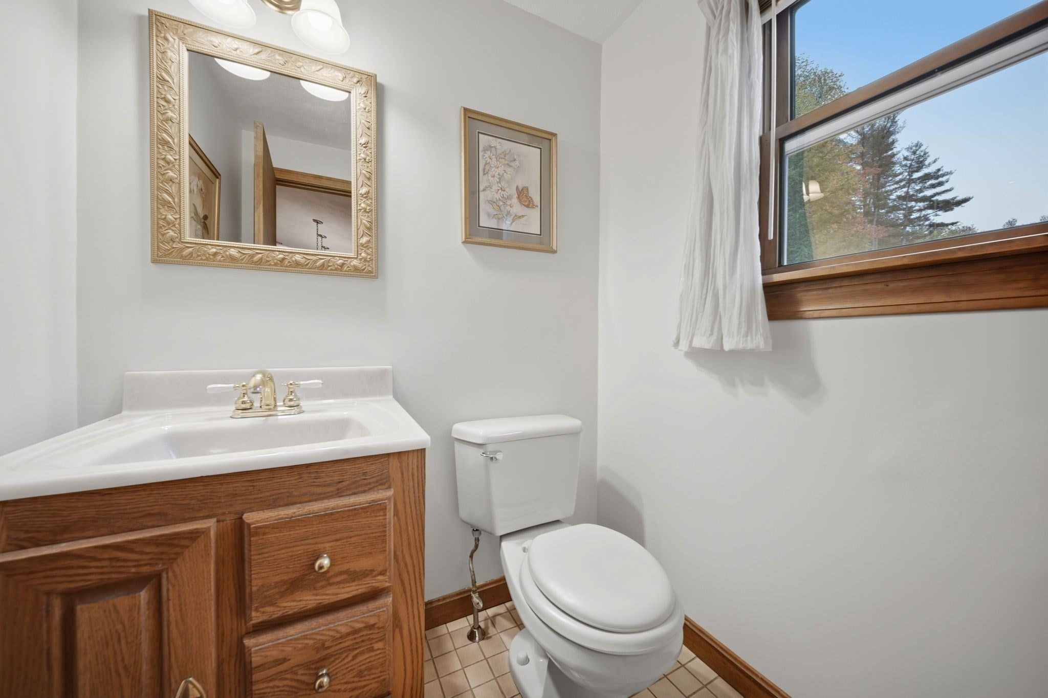 15 Regis Rd, Tewksbury, MA Photo #31