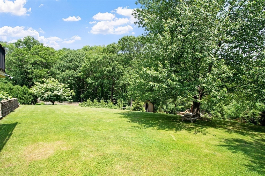 32 Indian Ridge Dr