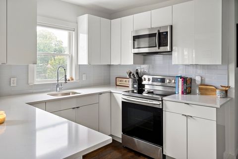 4438 Washington St 3 Boston MA 02131
