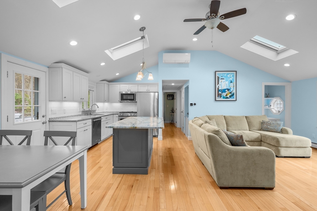 359 Lake Elizabeth Dr