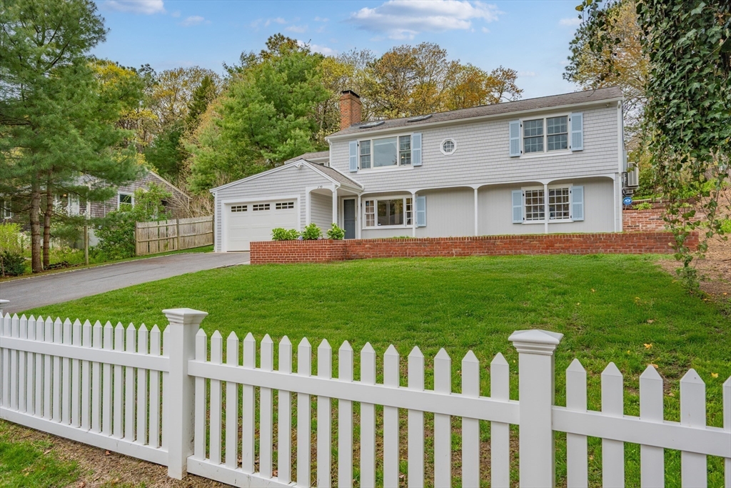 359 Lake Elizabeth Dr