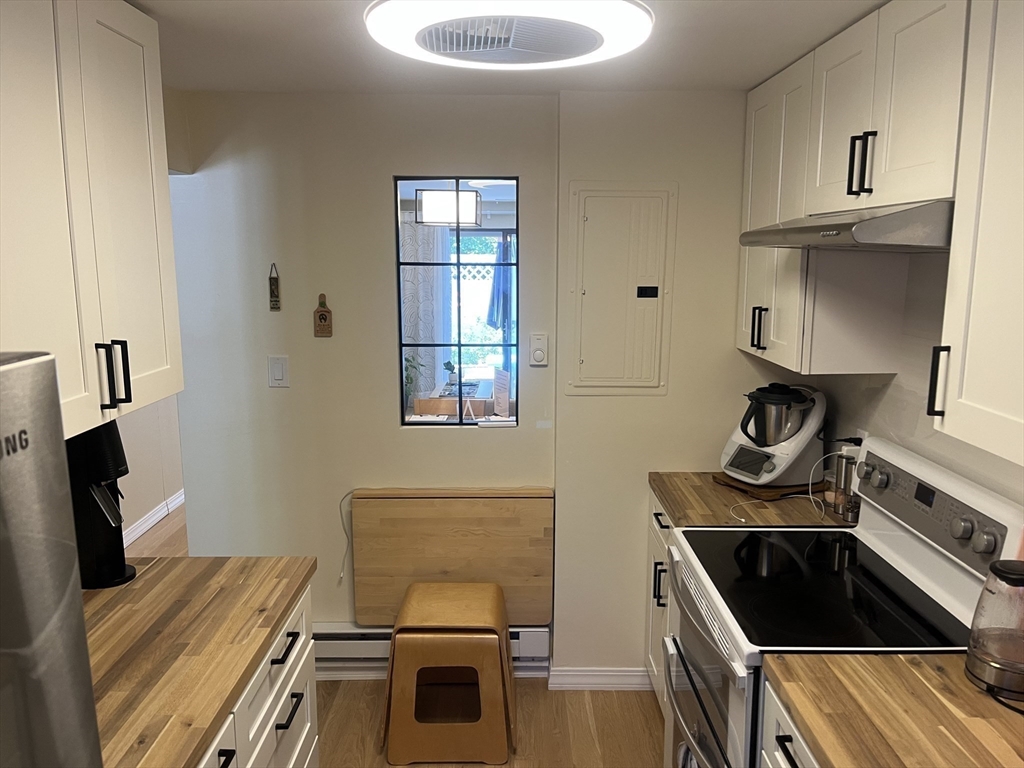 44 Village Hill Ln 44