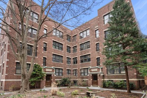Photo of 34 Ash Street #403, Cambridge, MA 02138 (MLS # 73219642)