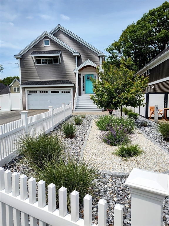 173 Beach Road