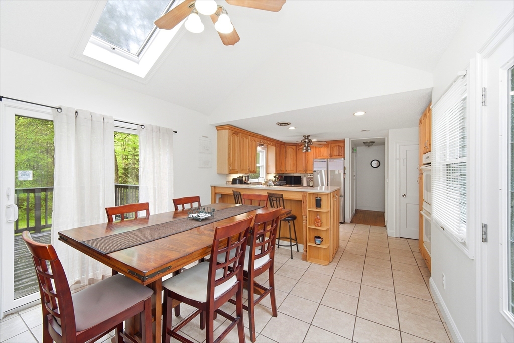 616 Cooley St, Springfield, MA Photo #7