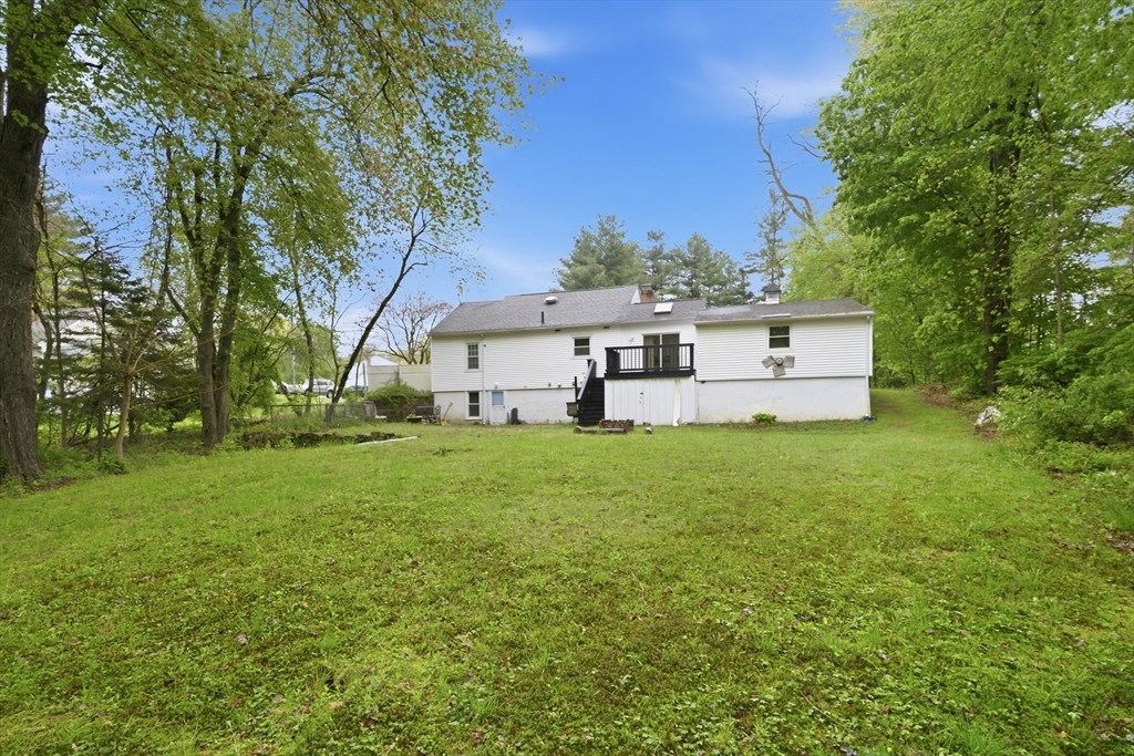 616 Cooley St, Springfield, MA Photo #35