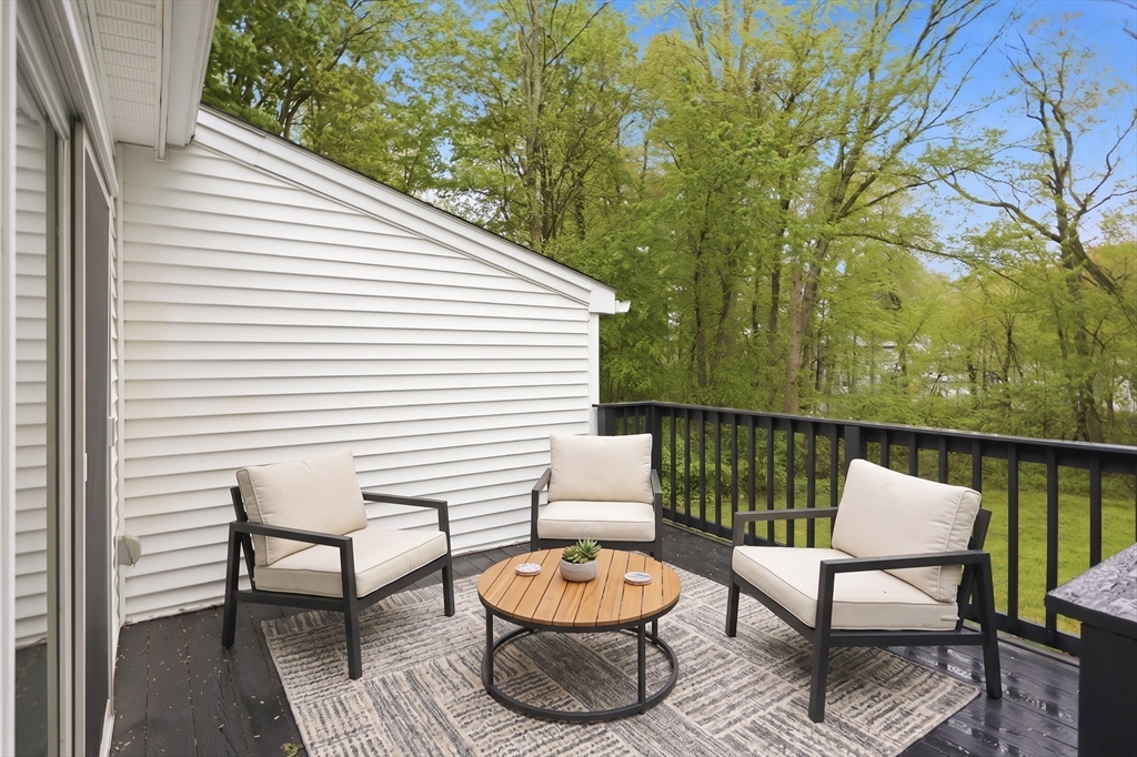 616 Cooley St, Springfield, MA Photo #29
