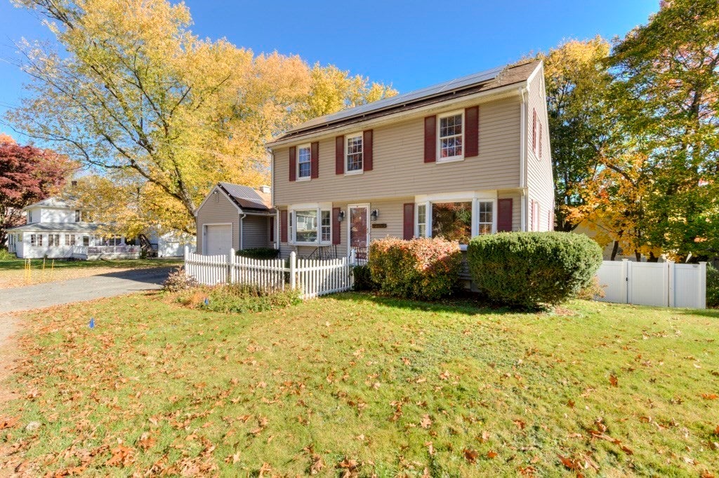 4-B Rural St, Worcester MA 01604