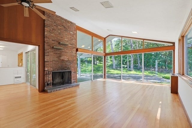 40 Woodfall Rd, Belmont, MA, 40 Woodfall Rd, Belmont, MA Photo #11