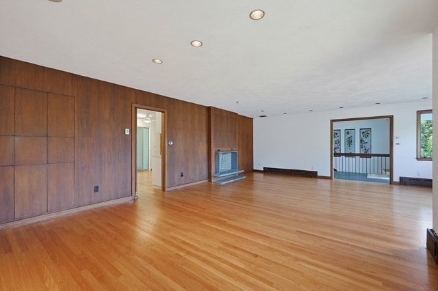 40 Woodfall Rd, Belmont, MA, 40 Woodfall Rd, Belmont, MA Photo #10