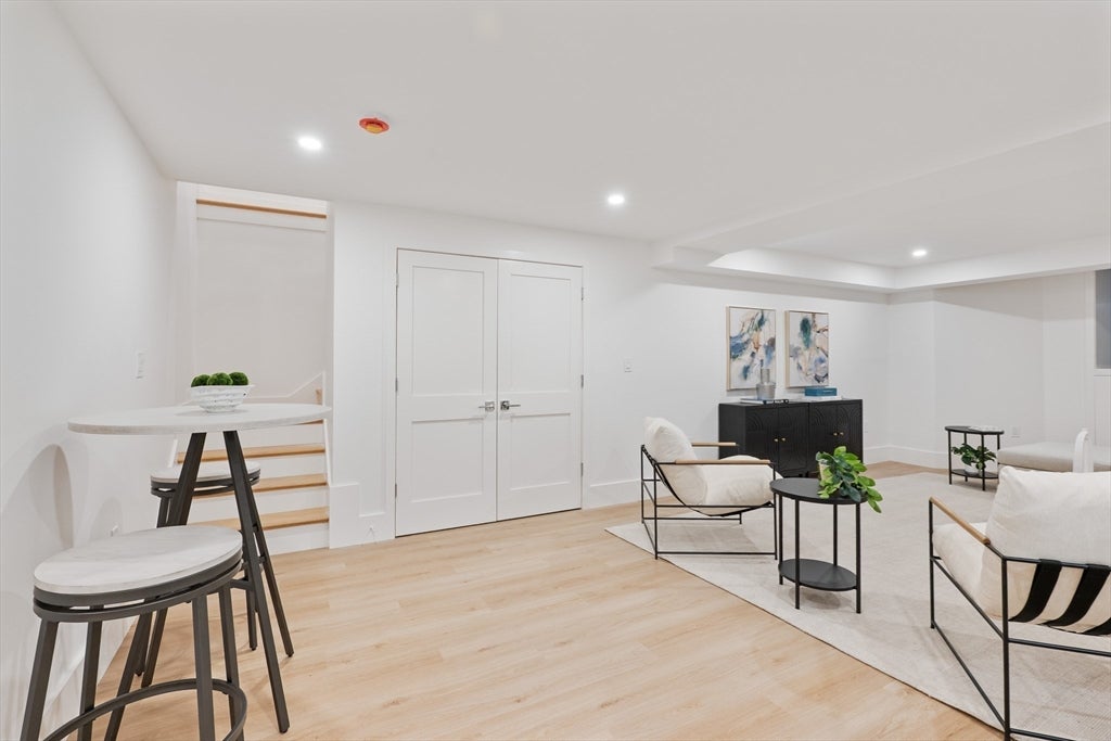 65 Francis St #A, Brookline, MA, 65 Francis St #A, Brookline, MA Photo #18